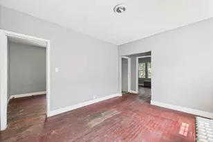 11922 S Perry Ave, Chicago, IL 60628 - Photo 17