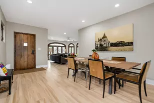 6739 N Rockwell St, Chicago, IL 60645 - Photo 9