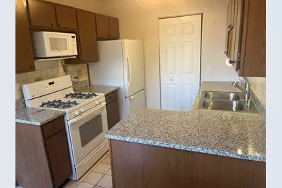 652 Mallard Court #C2, Bartlett, IL 60103 - Photo 3