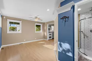 6901 Church St, Morton Grove, IL 60053 - Photo 9