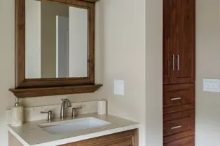 1052 Margret St, Des Plaines, IL 60016 - Photo 33