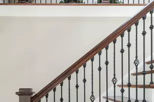 1052 Margret St, Des Plaines, IL 60016 - Photo 5