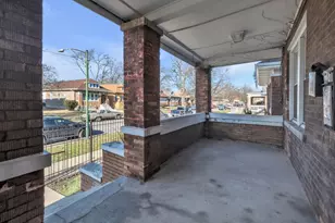 7653 S Bishop St, Chicago, IL 60620 - Photo 3