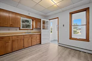 2001 3rd St, Peru, IL 61354 - Photo 11