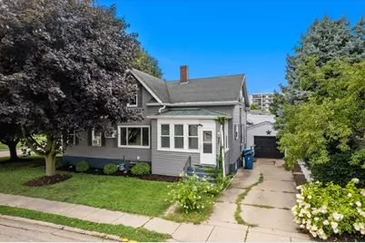 2001 3rd Street, Peru, IL 61354 - Photo 3