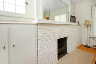 410 N Mclean St, Bloomington, IL 61701 - Photo 5