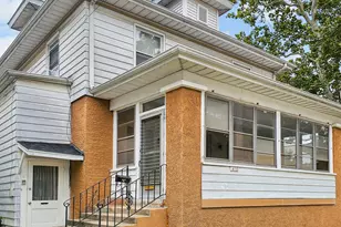 410 N Mclean St, Bloomington, IL 61701 - Photo 3