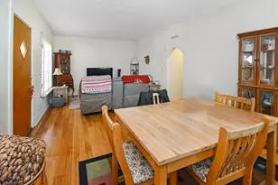 410 N Mclean St, Bloomington, IL 61701 - Photo 9