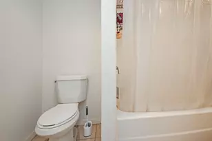 410 N Mclean St, Bloomington, IL 61701 - Photo 19