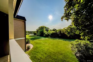 1477 S County Farm Rd, Wheaton, IL 60189 - Photo 9