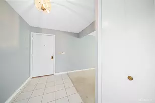 1477 S County Farm Rd, Wheaton, IL 60189 - Photo 3