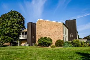 1477 S County Farm Rd, Wheaton, IL 60189 - Photo 23