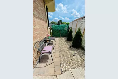 9321 S Avers Avenue, Evergreen Park, IL 60805 - Photo 41