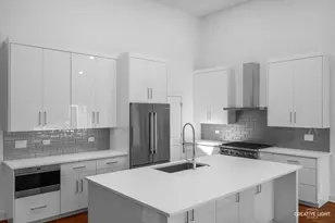 7625 Dunham Rd, Woodridge, IL 60517 - Photo 7