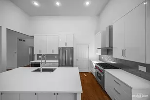 7625 Dunham Rd, Woodridge, IL 60517 - Photo 9