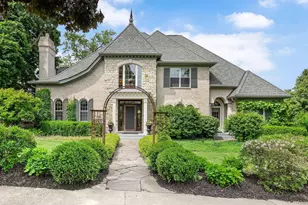 734 Highview Ave, Glen Ellyn, IL 60137 - Photo 1