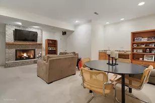 734 Highview Ave, Glen Ellyn, IL 60137 - Photo 33