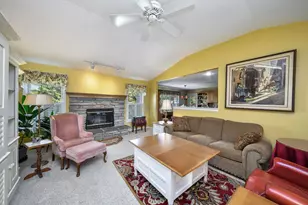 2054 Kingsmill Ct, Yorkville, IL 60560 - Photo 5