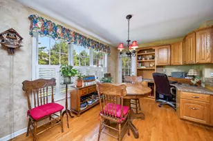 2054 Kingsmill Ct, Yorkville, IL 60560 - Photo 9