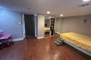 5810 S Austin Ave, Chicago, IL 60638 - Photo 11