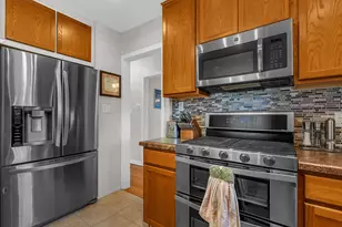 17803 Escanaba Ave, Lansing, IL 60438 - Photo 9