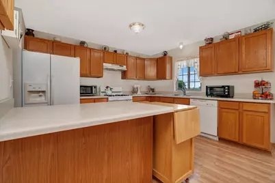 1807 Sunset Lane, Morris, IL 60450 - Photo 7