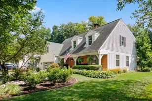 17 Sunset Rd, Bloomington, IL 61701 - Photo 3