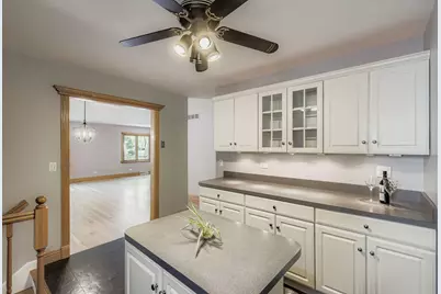 5904 Elm Street, Lisle, IL 60532 - Photo 11