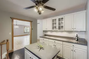 5904 Elm St, Lisle, IL 60532 - Photo 11