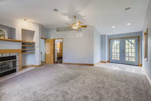 5904 Elm St, Lisle, IL 60532 - Photo 15