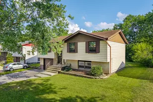 3425 Birchwood Dr, Hazel Crest, IL 60429 - Photo 3