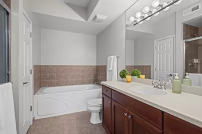 133 W Palatine Road #107A, Palatine, IL 60067 - Photo 17