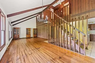 8231 Highview Dr, Winnebago, IL 61088 - Photo 11