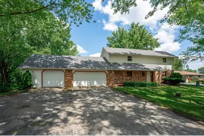 8231 Highview Drive, Winnebago, IL 61088 - Photo 37