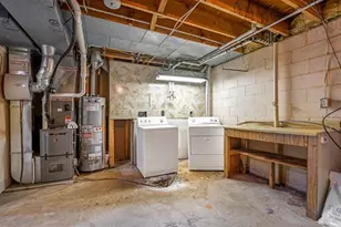 8231 Highview Dr, Winnebago, IL 61088 - Photo 33