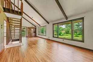 8231 Highview Dr, Winnebago, IL 61088 - Photo 7