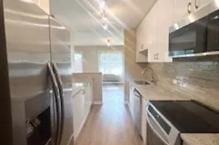 2215 W 111th St, Chicago, IL 60643 - Photo 11