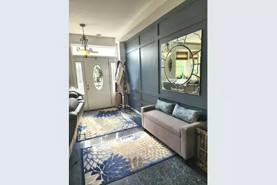 2025 N Sawyer Avenue, Chicago, IL 60647 - Photo 9