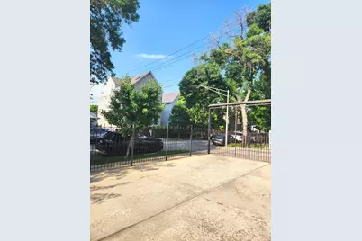 2025 N Sawyer Avenue, Chicago, IL 60647 - Photo 31