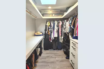 2025 N Sawyer Avenue, Chicago, IL 60647 - Photo 25