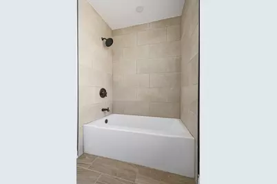 8647 S Kingston Avenue, Chicago, IL 60617 - Photo 21