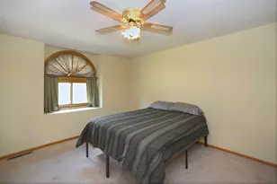 2520 Champlain St, Ottawa, IL 61350 - Photo 21