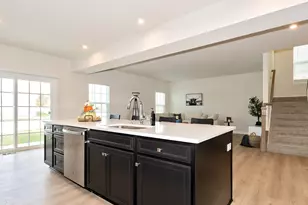 1241 Neuway Ln, Antioch, IL 60002 - Photo 3