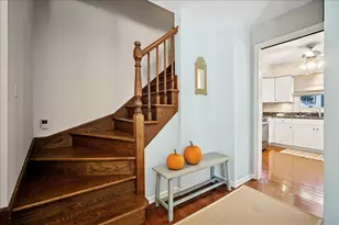 1014 S Grace St, Mount Prospect, IL 60056 - Photo 5