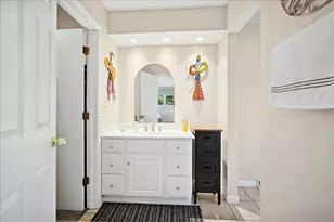 1014 S Grace St, Mount Prospect, IL 60056 - Photo 21