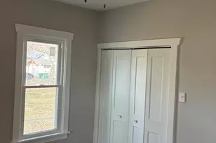 124 S Raynor Ave, Joliet, IL 60436 - Photo 17