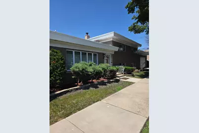 9456 S Calumet Avenue, Chicago, IL 60619 - Photo 1