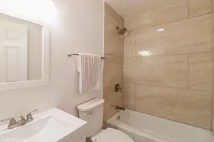 3110 Pheasant Creek Dr, Northbrook, IL 60062 - Photo 11