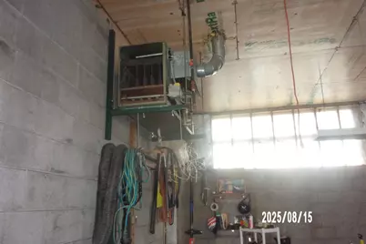 427 E Oak Street, Watseka, IL 60970 - Photo 5