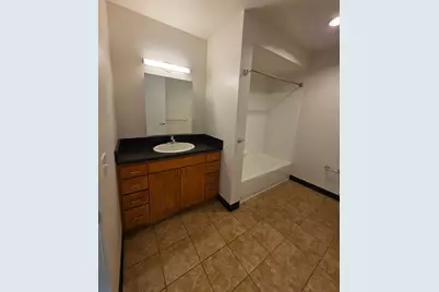 3643 S State Street #304, Chicago, IL 60609 - Photo 7